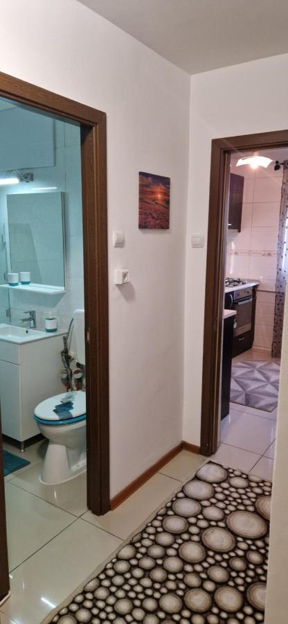 Two Rooms Parc Ior Apartament Bucharest Exterior photo